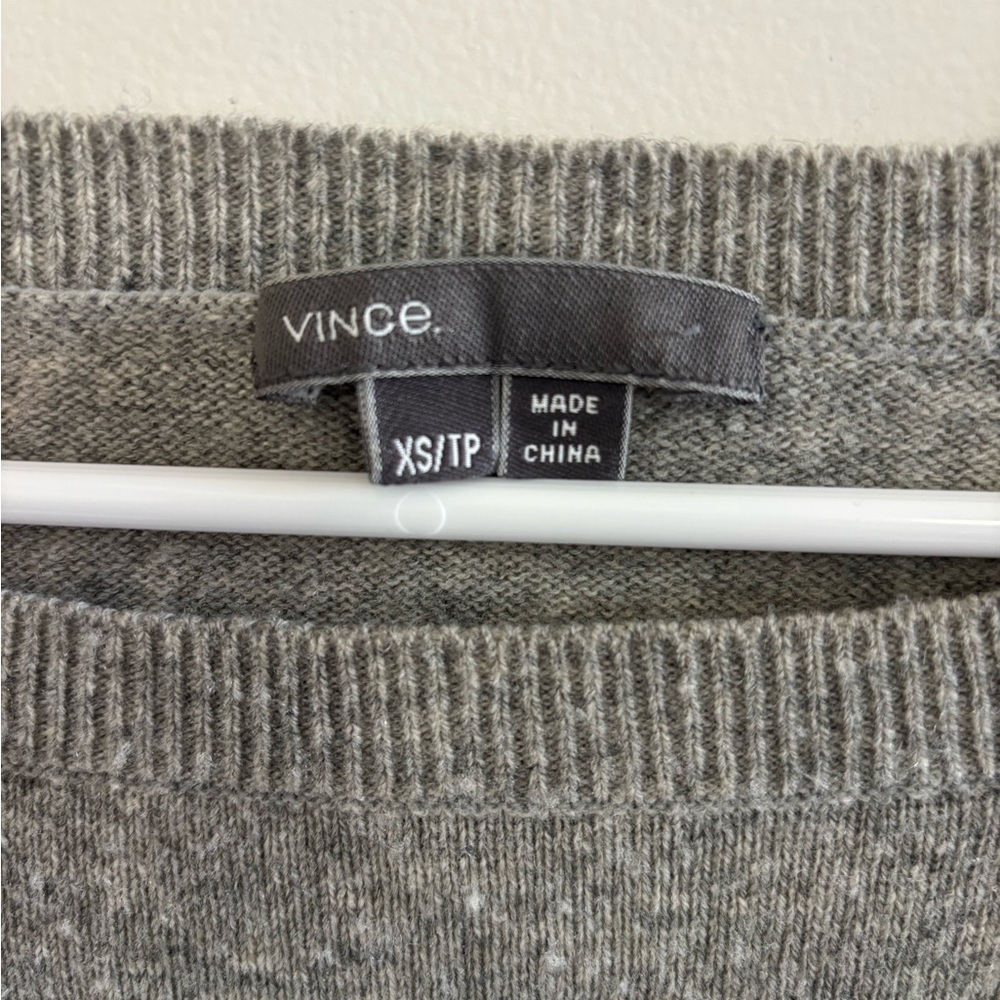 VINCE Color Block Boat Neck Sweater Size XS Wool & Cashmere - Picture 6 of 6